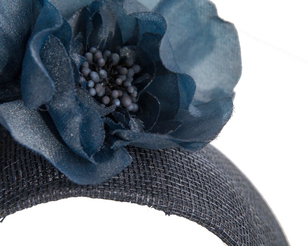 Wide navy flower fascinator headband by Fillies Collection - Fascinators Online Wide navy flower fascinator headband by Fillies Collection - Image 3
