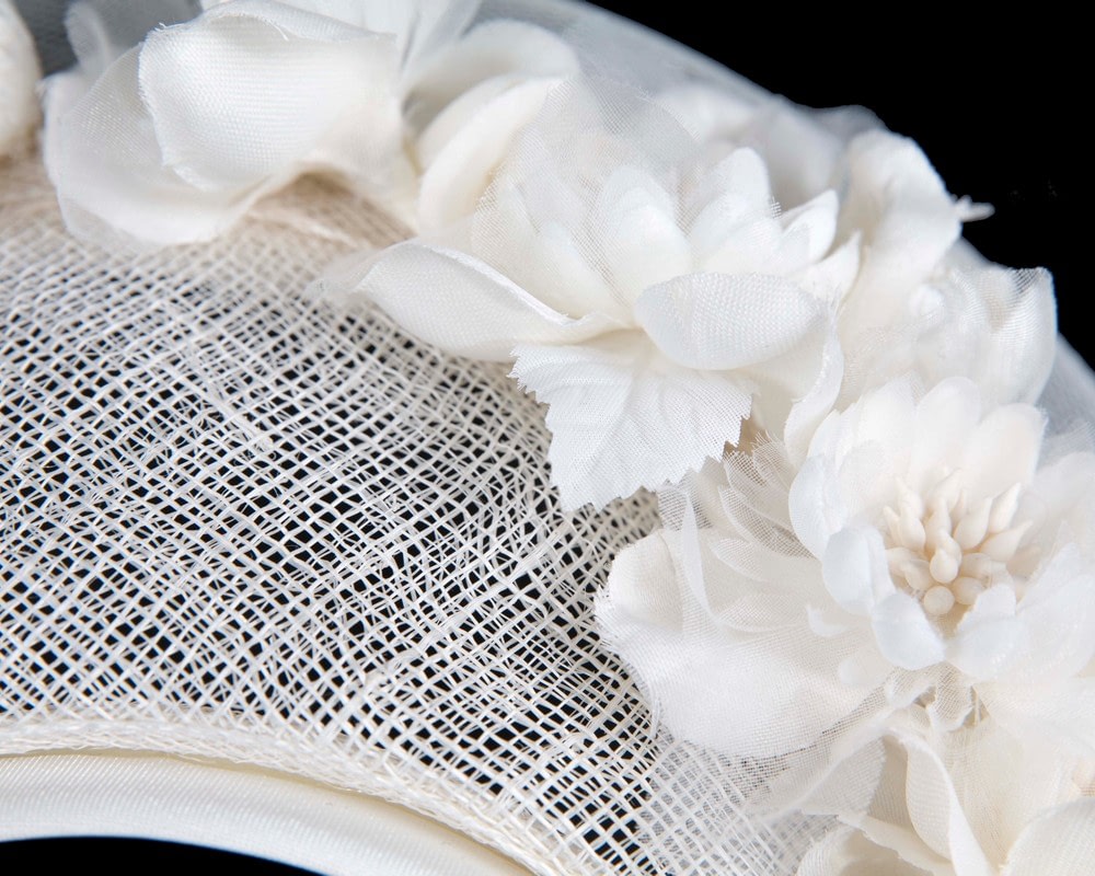 Cream flower crown fascinator by Fillies Collection - Fascinators Online Cream flower crown fascinator by Fillies Collection - Image 3