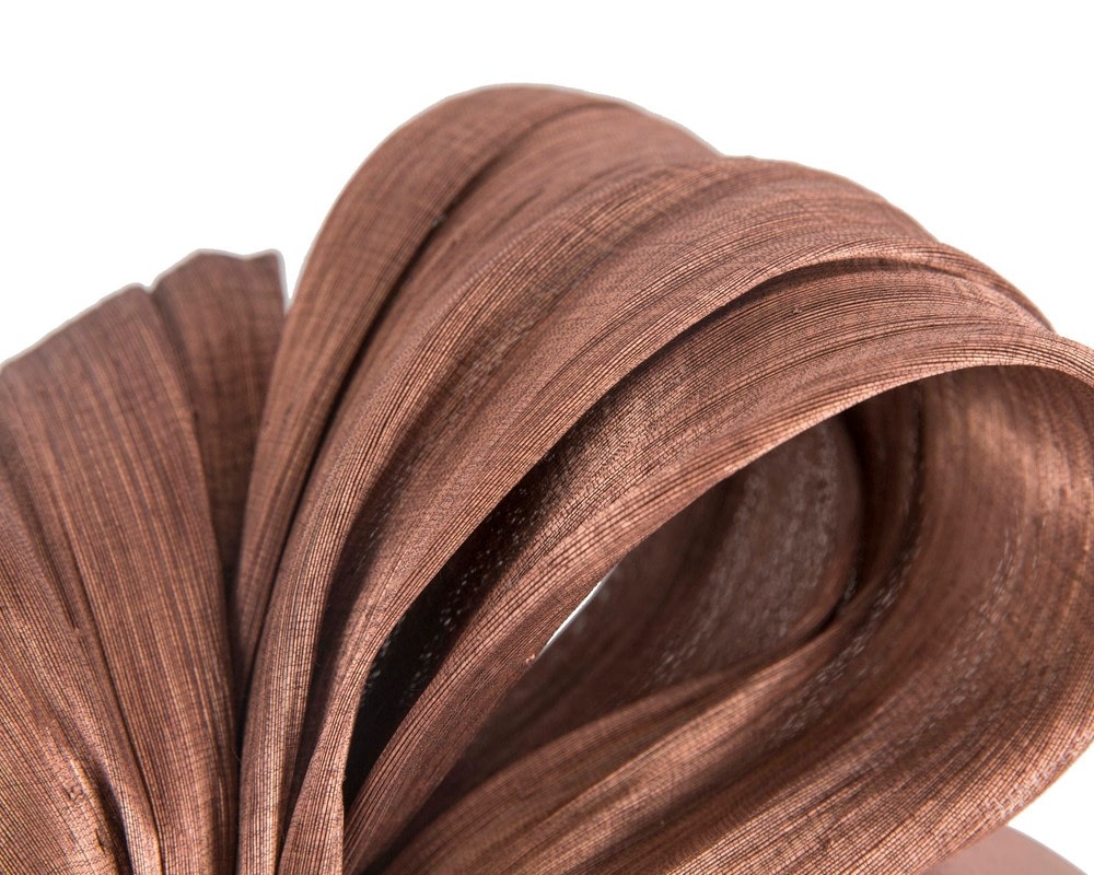 Coffee-colored bow racing fascinator by Fillies Collection - Image 3