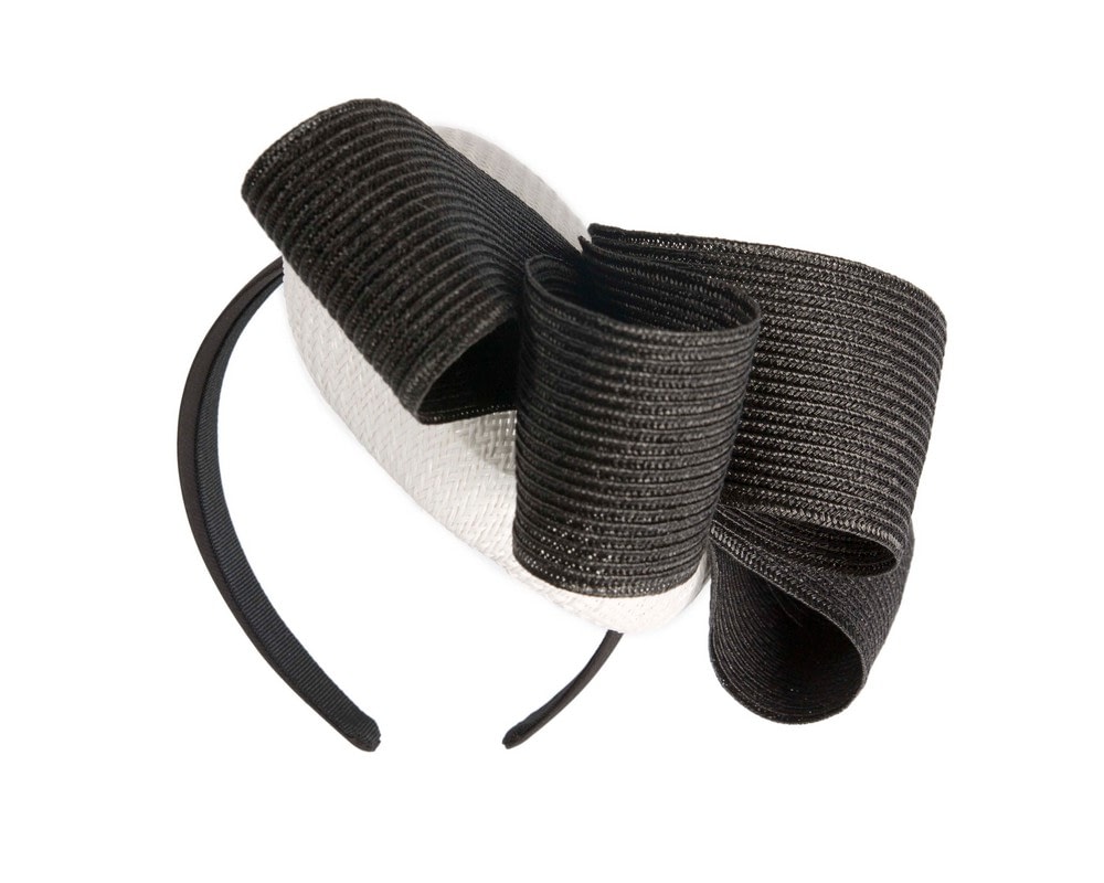 White & Black racing pillbox fascinator by Fillies Collection - Image 6