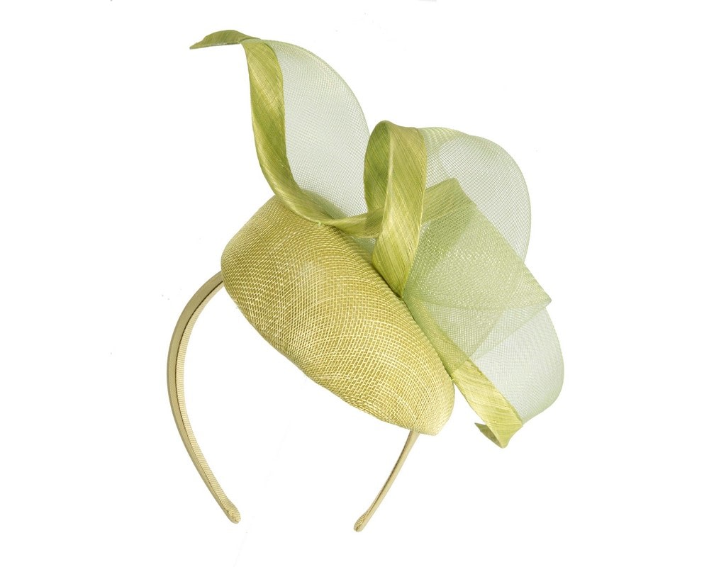 Elegant Lime Green Pillbox Fascinator for Spring Racing - Fascinators Online Elegant Lime Green Pillbox Fascinator for Spring Racing - Image 6