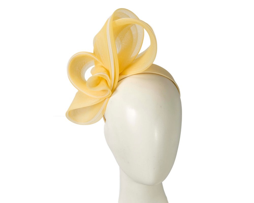 Fascinators Online - Pale yellow layered racing fascinator by Fillies Collection