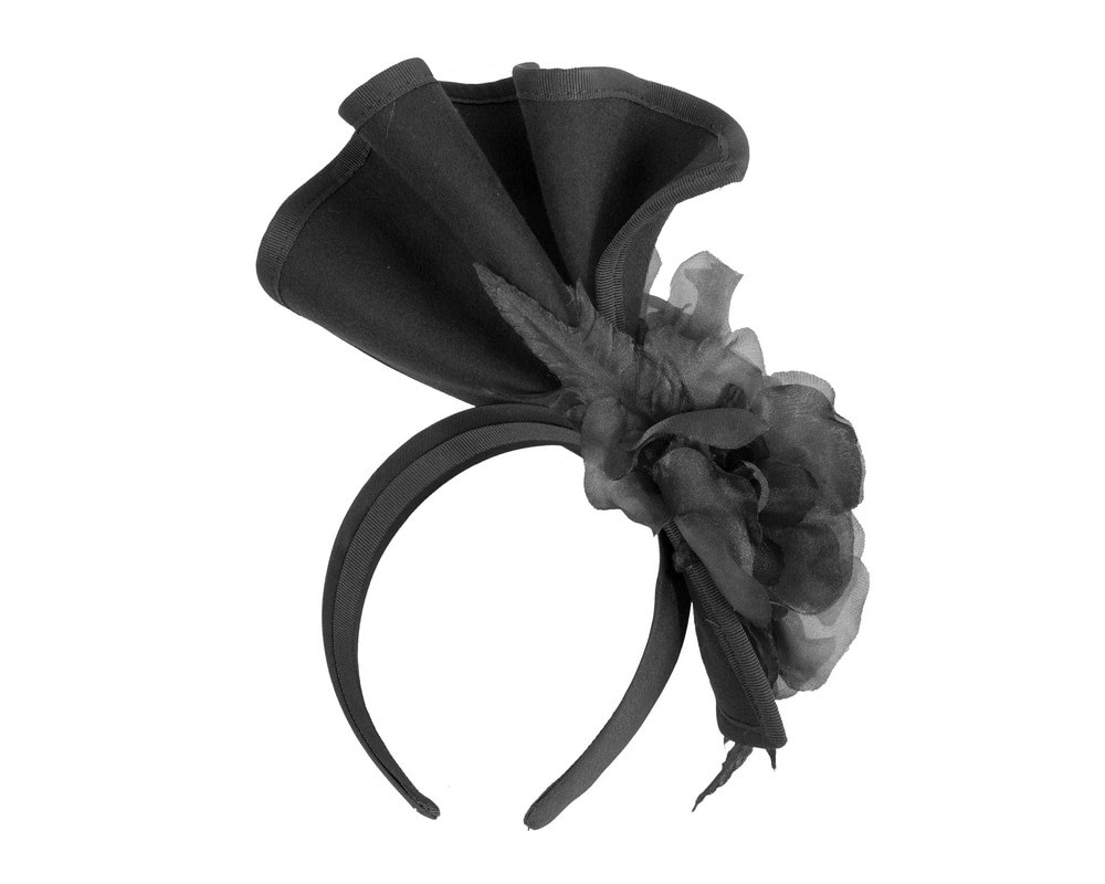 Black Winter Racing Fascinator by Fillies Collection - Fascinators Online Black Winter Racing Fascinator by Fillies Collection - Image 4