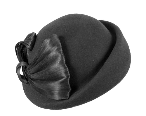 Fascinators Online - Bold Black Felt Hat with Silk Abaca Bow