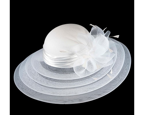 Fascinators Online - White custom made Mother of the Bride hat