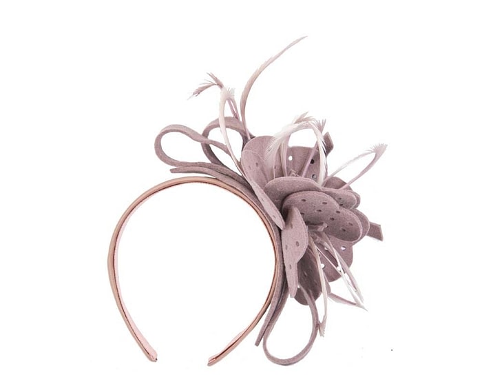 Dusty Pink felt flower and feathers winter fascinator - Image 2