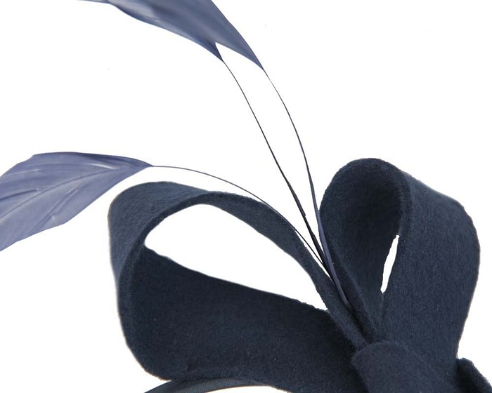 Navy felt bow winter fascinator - Image 4