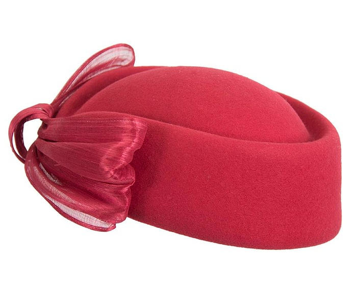 Red felt ladies fashion beret hat with bow by Fillies Collection - Image 7