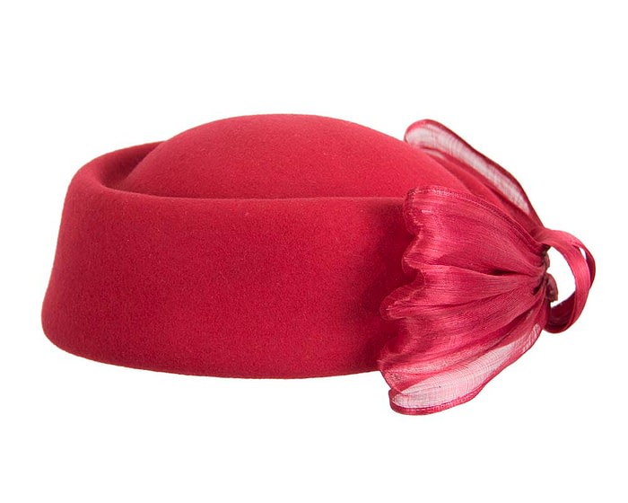 Red felt ladies fashion beret hat with bow by Fillies Collection - Image 3