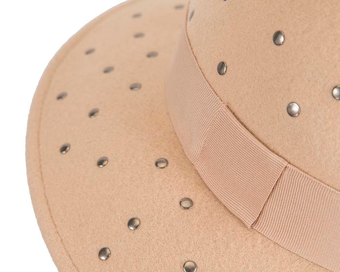 Wide brim beige felt fedora hat by Max Alexander - Image 5