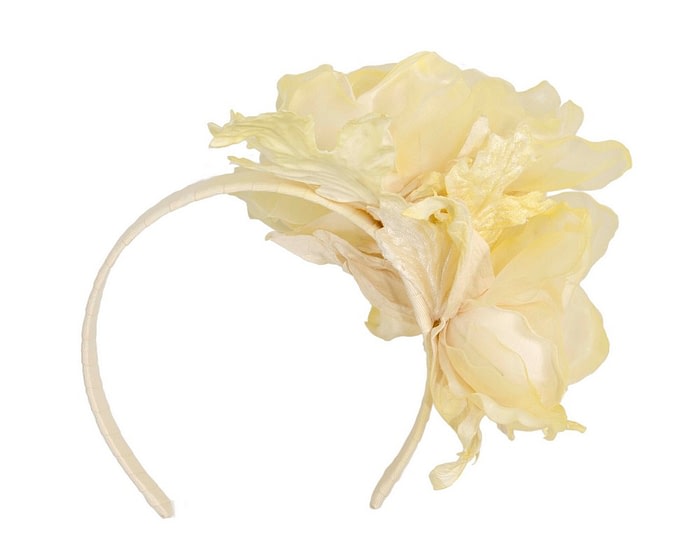 Light Yellow Silk Flower Fascinator by Fillies Collection - Image 4