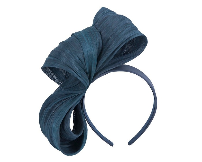 Navy bow racing fascinator by Fillies Collection - Image 2