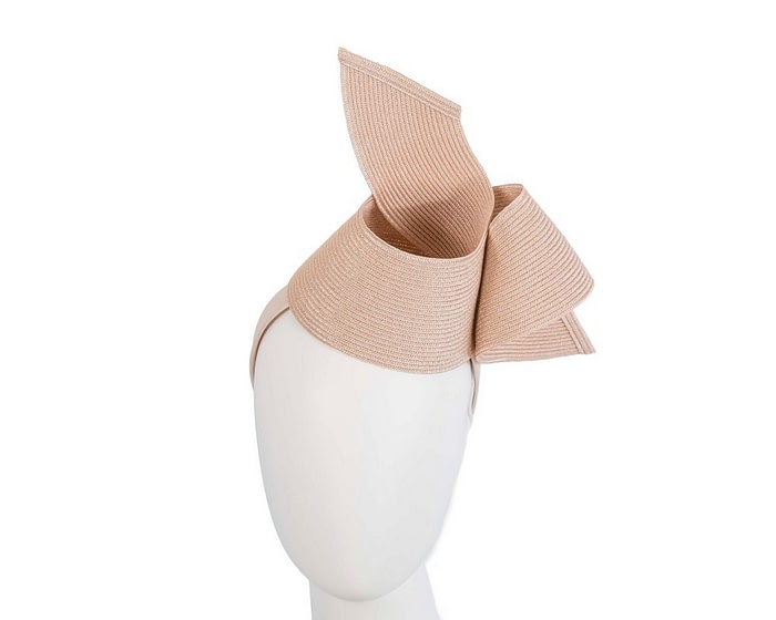 Stylish nude Australian Made racing fascinator by Max Alexander