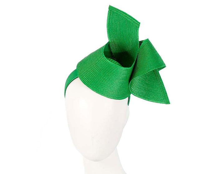 Stylish green Australian Made racing fascinator by Max Alexander