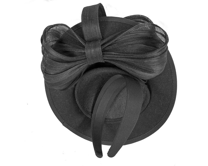 Bespoke black winter plate fascinator with bow by Fillies Collection - Image 7