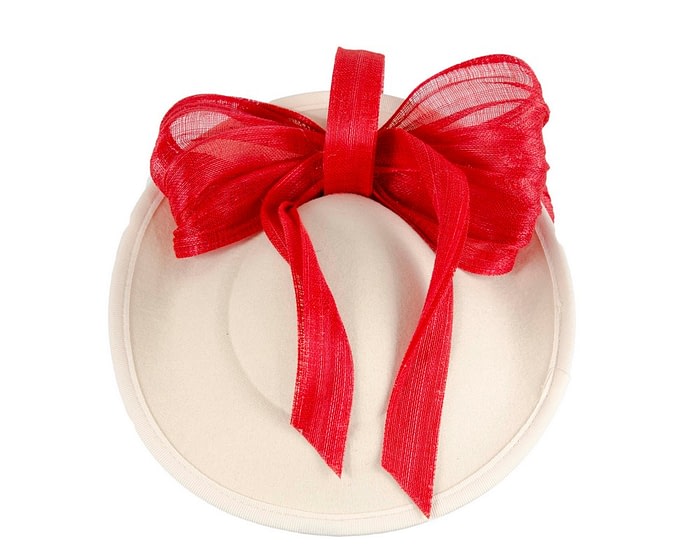 Bespoke cream winter plate fascinator with red bow by Fillies Collection - Image 3