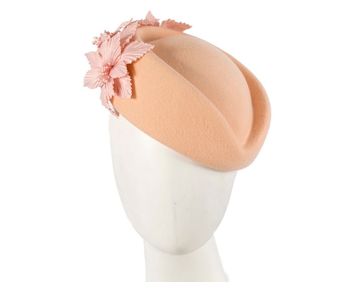 Beige felt winter fashion beret by Fillies Collection