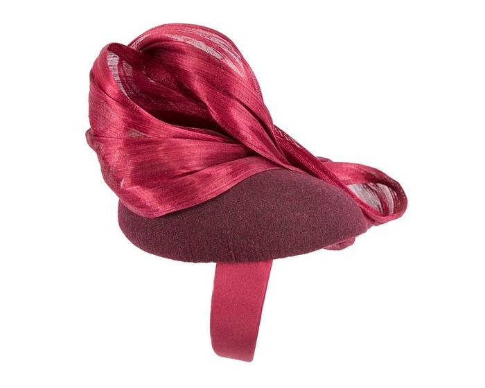 Bespoke burgundy pillbox with bow by Fillies Collection - Image 4