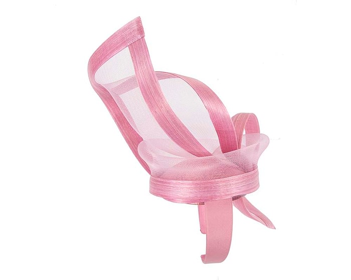Edgy dusty pink fascinator by Fillies Collection - Image 3