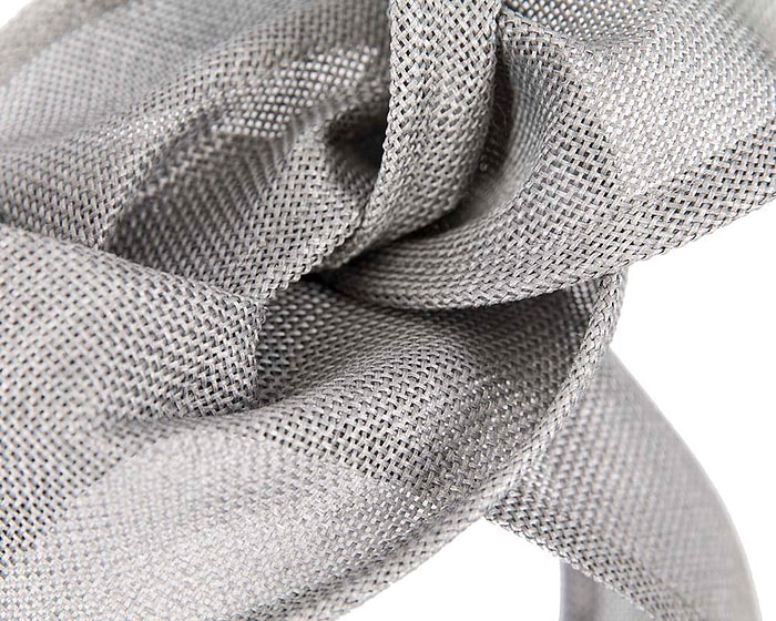 Dillies Collection silver bow fascinator - Image 3