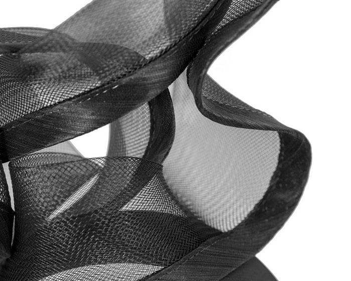 Bespoke large black racing fascinator by Fillies Collection - Image 3