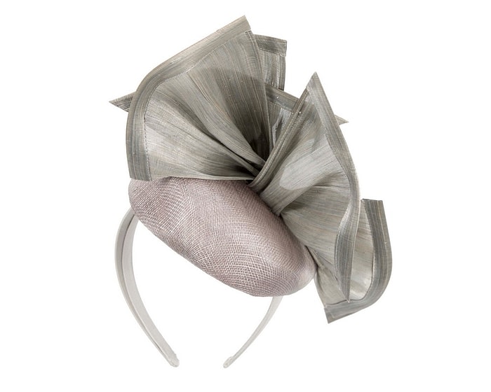 Bespoke silver racing pillbox fascinator by Fillies Collection - Image 6