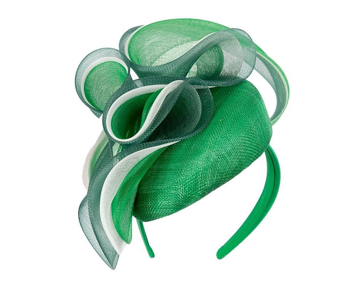 Large green and cream fascinator by Fillies Collection - Image 2