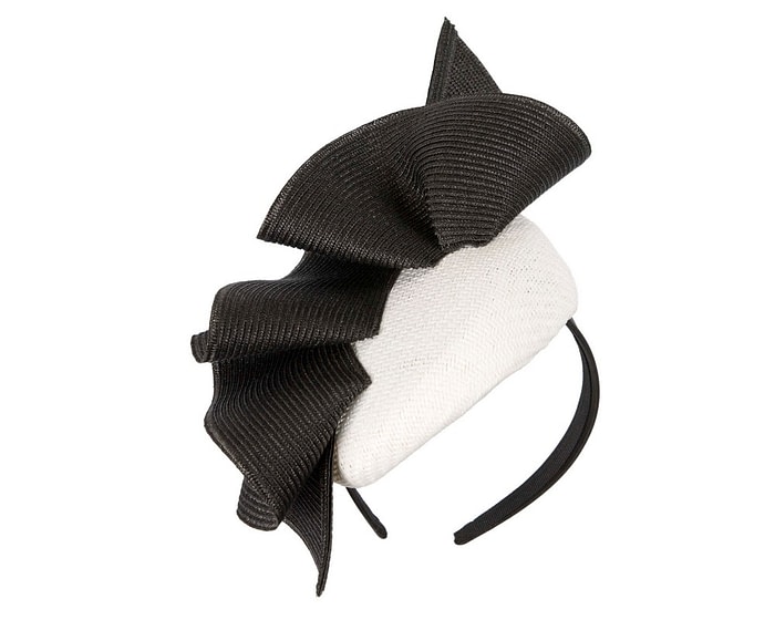 White & black racing pillbox fascinator by Fillies Collection - Image 2