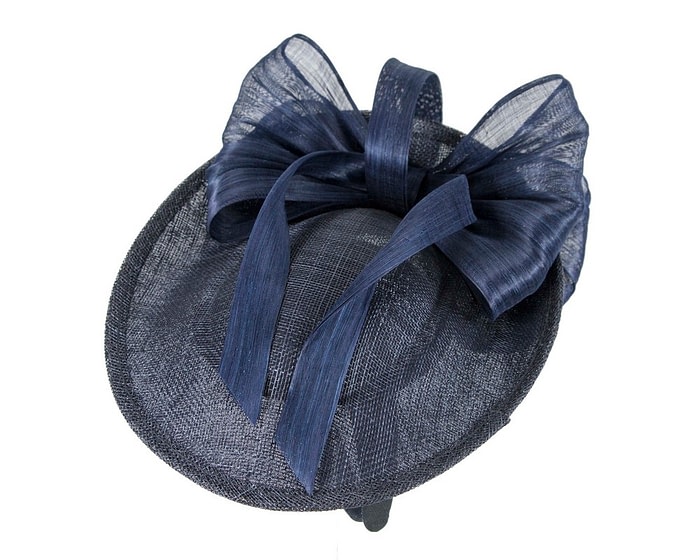 Bespoke navy sinamay fascinator with bow by Fillies Collection - Image 3