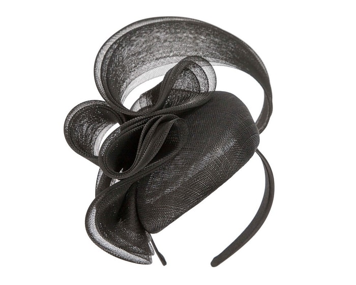 Large black fascinator by Fillies Collection - Image 2