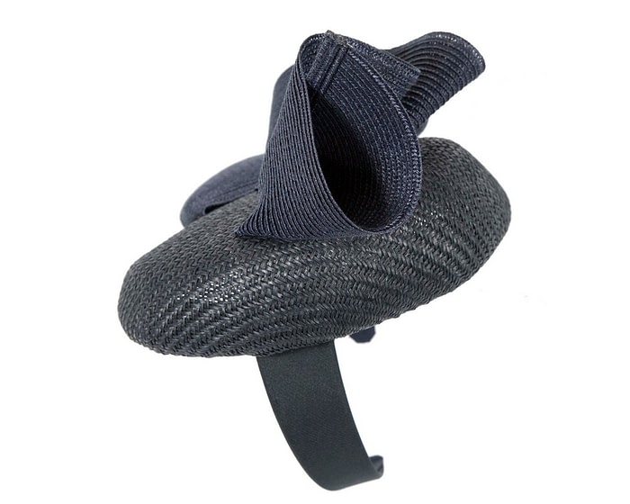 Navy racing pillbox fascinator by Fillies Collection - Image 3