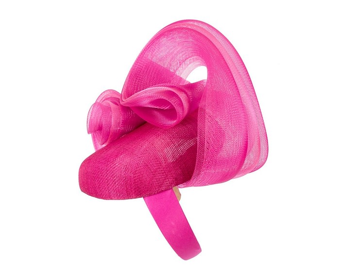 Large fuchsia fascinator by Fillies Collection - Image 3