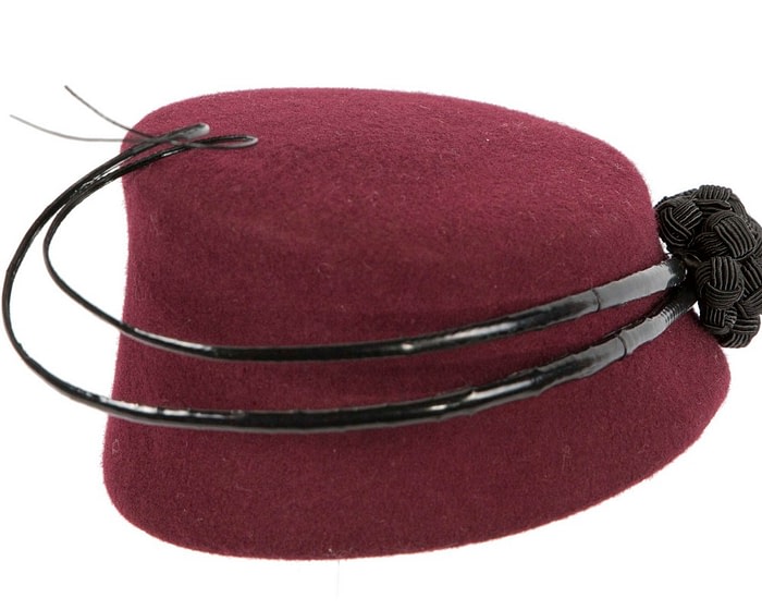 Burgundy winter racing fascinator by Fillies Collection - Image 3