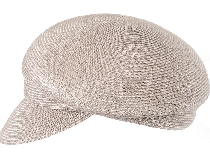 Silver cap with beak by Max Alexander - Image 3