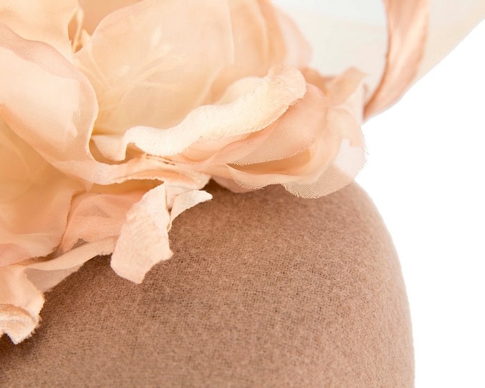 Fascinators Online - Bespoke beige winter racing pillbox fascinator