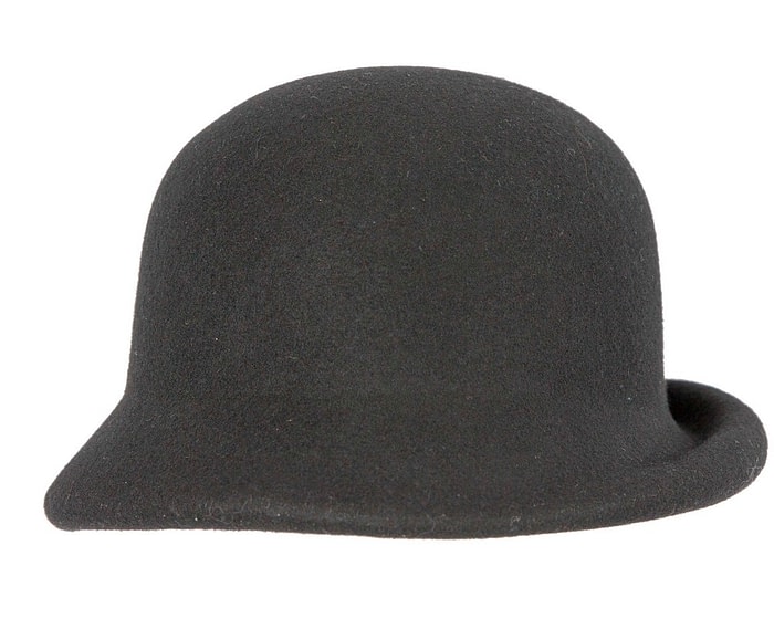 Black winter cloche hat by Max Alexander - Image 6
