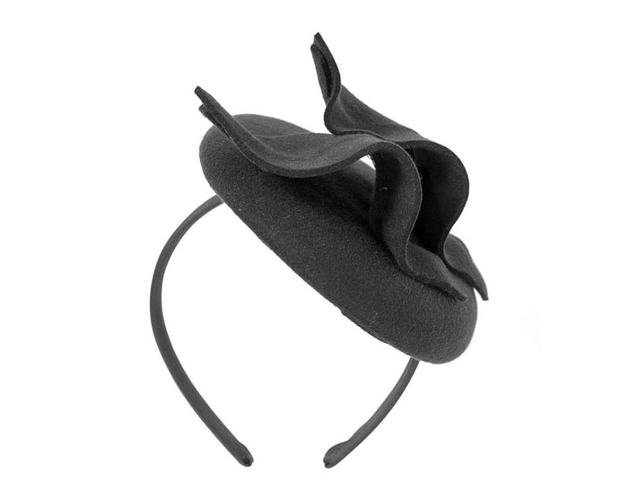 Black felt winter pillbox fascinator by Max Alexander - Image 6