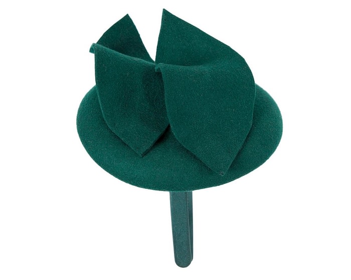 Green felt winter pillbox fascinator by Max Alexander - Image 4
