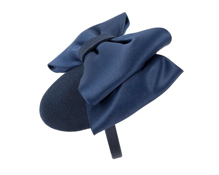 Large navy bow winter racing fascinator by Max Alexander - Image 3