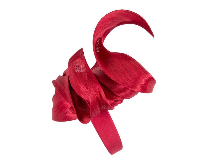 Bespoke red racing fascinator by Fillies Collection - Image 3