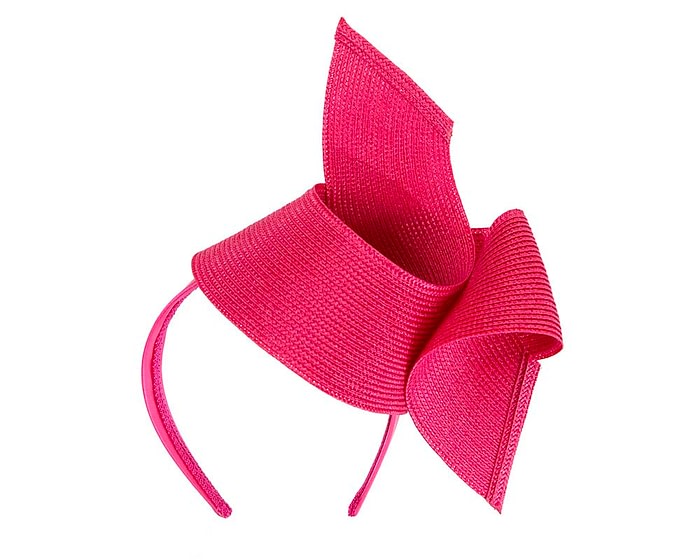 Stylish fuchsia Australian Made racing fascinator by Max Alexander - Image 2