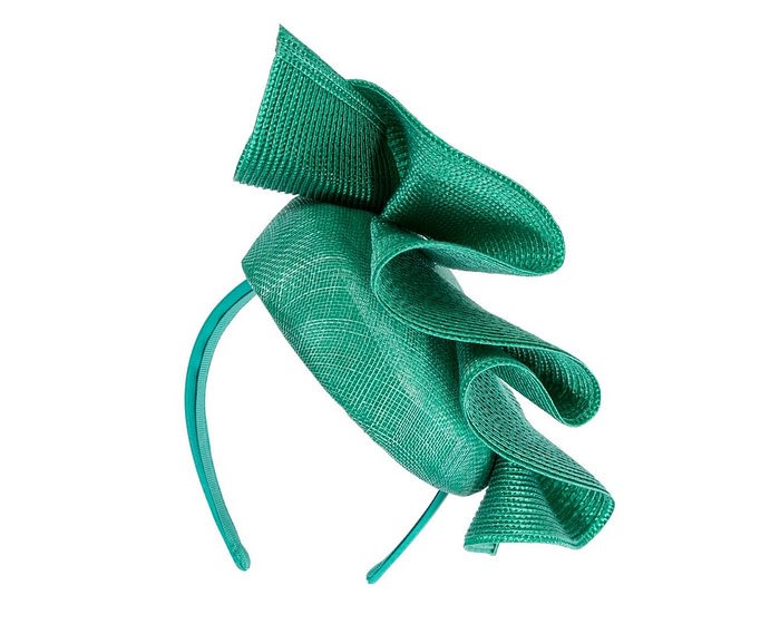 Teal racing pillbox fascinator by Fillies Collection - Image 5