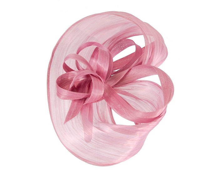 Large dusty pink fascinator by Fillies Collection - Image 4