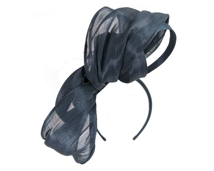 Large navy fascinator by Fillies Collection - Image 6