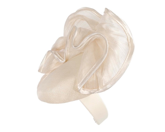 Cream fashion pillbox fascinator by Fillies Collection - Image 3