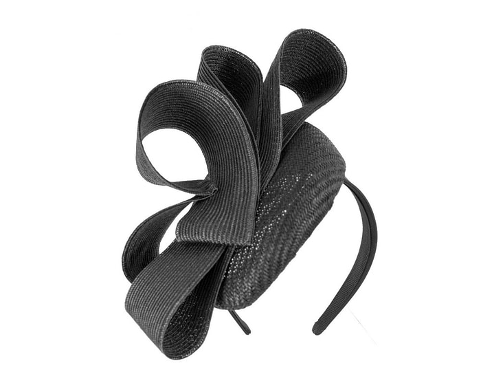 Black racing pillbox fascinator by Fillies Collection - Image 2