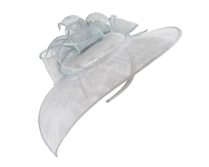 Wide brim light blue sinamay fascinator hat by Max Alexander - Image 2