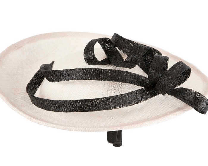Large cream & black sinamay fascinator on the headband - Image 5