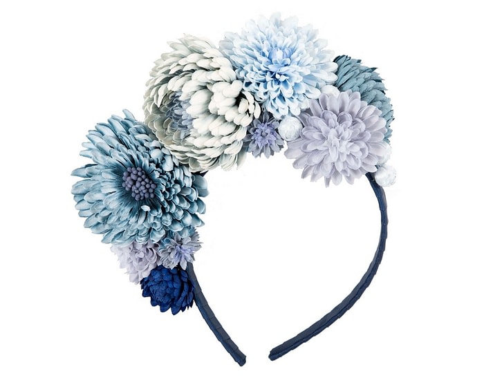 Multi-tone blue flower arrangement on the headband - Image 2