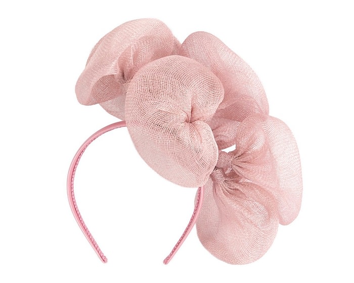 Dusty pink sinamay flower fascinator by Max Alexander - Image 4